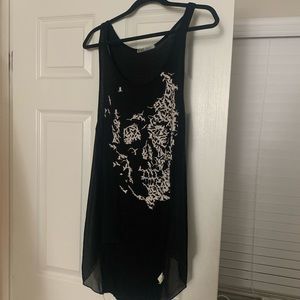 Black skull tank top